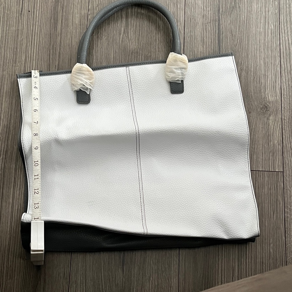 New! Elegant White and Black Women's Tote Bag